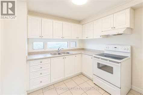 723 4645 Jane Street Toronto Black Creek Ontario One Percent
