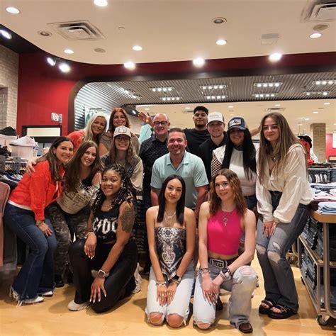 Buckle Careers Managertainingprogram Mallofgeorgia Hiring Mike Davis Buckle Careers Managertainingprogram Mallofgeorgia Hiring Mike Davis