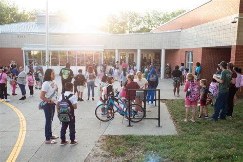 Des Moines Public Schools Desmoinespublicschools Instagram Photos And Videos Des Moines Public Schools Desmoinespublicschools Instagram Photos And Videos
