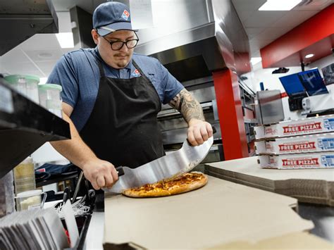 Domino S Crew Member Pizza Maker Jobs Domino S Careers Domino S Domino S Crew Member Pizza Maker Jobs Domino S Careers Domino S