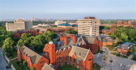 Uw Milwaukee Job Postings